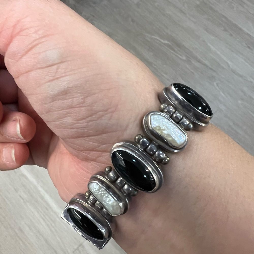 Silver-Tone Black Onyx and Mother of Pearl Stretch Bracelet